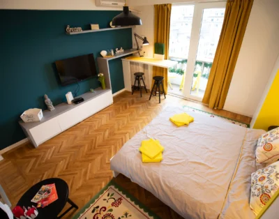 Victoria Avenue Studio