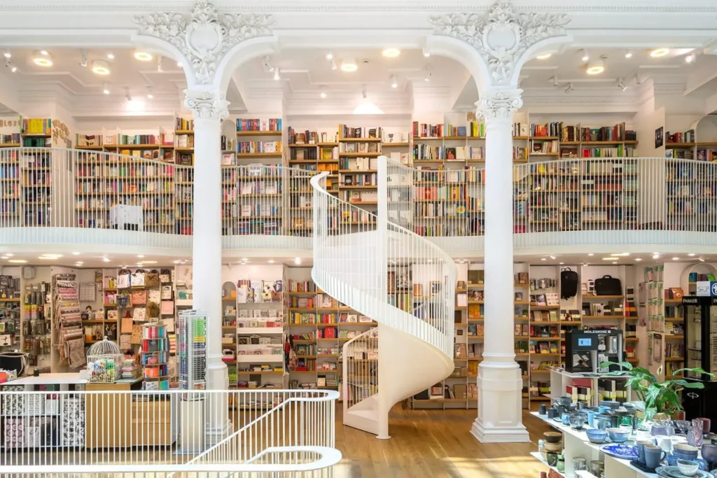 Carturesti Carusel interior white spiral bookstore Bucharest